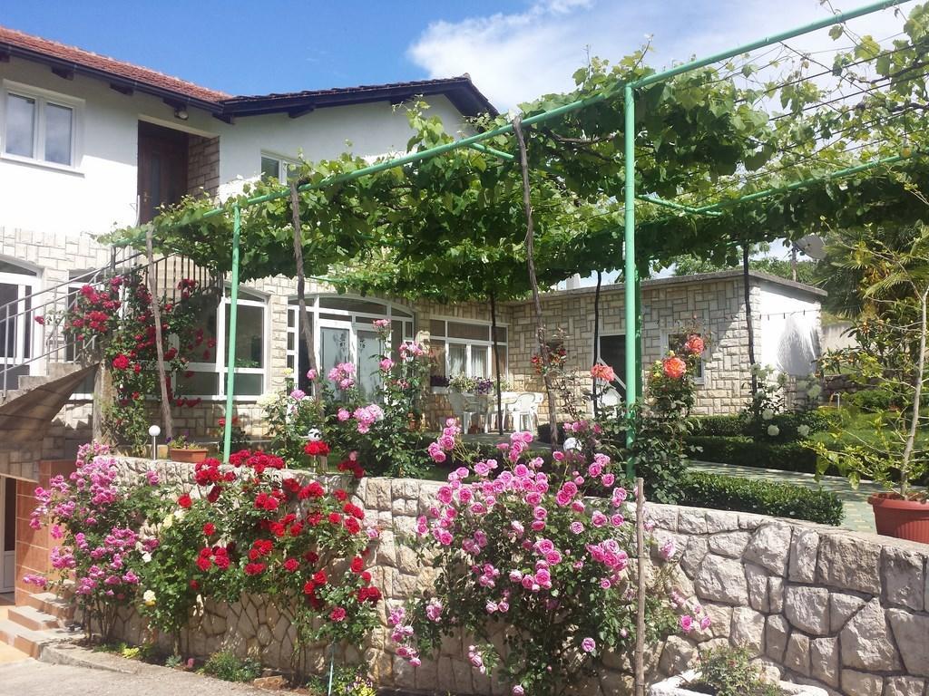 Pansion Pero Elez Medjugorje Hotel Exterior photo